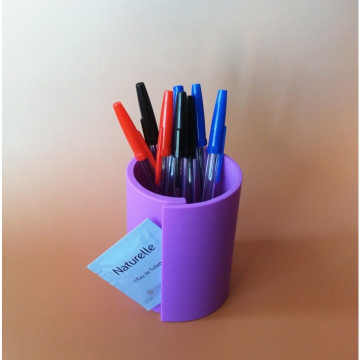 Designový držák na tužky Pure