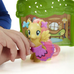 My Little Pony cottage, pony na chatě